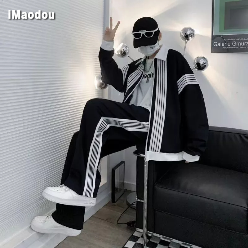 Bộ Đồ Thể Thao Hai Mảnh Áo Khoác Cardigan Phối Quần Ống Rộng Họa Tiết Kẻ Sọc Màu Sắc Phong Cách Hàn Quốc Thời Trang Xuân Thu Cho Nam Và Nữ