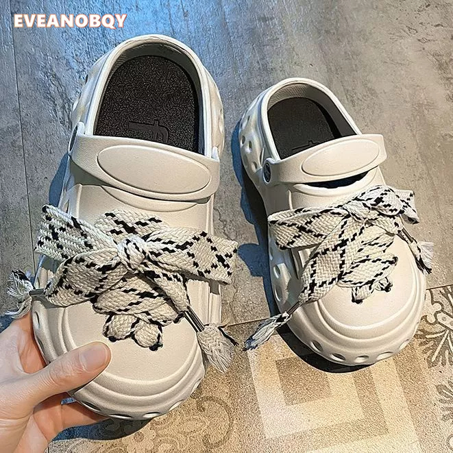 【EVEANOBQY】Dép Crocs Đế Dày Họa Tiết Hoạt Hình Dễ Thương Thời Trang Mùa Hè 2023 Cho Bạn Gái