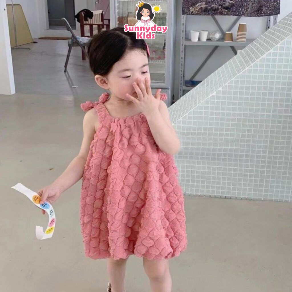Đầm hai dây không tay vải waffle hồng bồng bềnh phong cách công chúa Hàn Quốc mùa hè cho bé gái