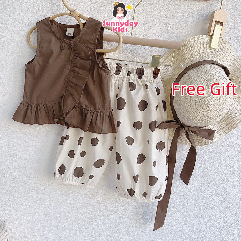 Mùa hè Hàn Quốc thời trang áo búp bê màu nâu không tay+quần đùi rộng thoải mái hai bộ tặng mũ