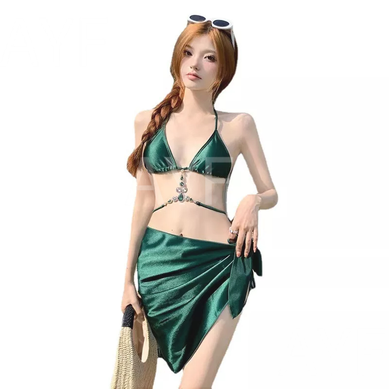 Bộ Đồ Bơi Ba Mảnh Đính Đá Thời Trang Mùa Hè Quyến Rũ Cho Nữ