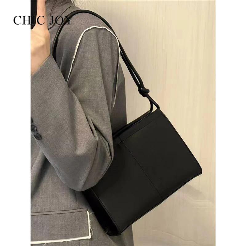 Túi đeo vai CHIC JOY chất liệu da PU màu trơn dáng vuông cỡ lớn thời trang cho nữ