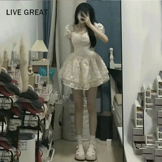 Live great đầm công chúa cổ vuông tay phồng phong cách retro