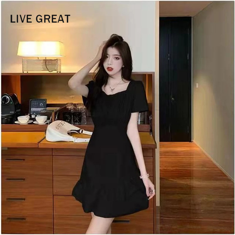 LIVE GREAT Đầm Đuôi Cá Cổ Vuông Nhún Bèo Phong Cách Pháp Nữ Tính