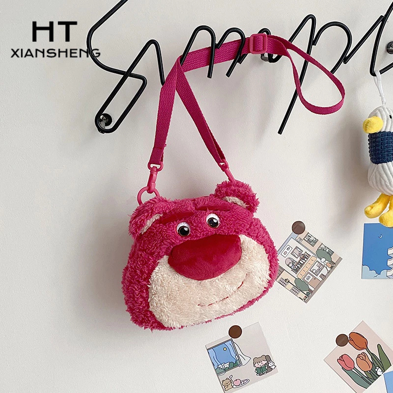 HT XIANSHENG Túi Đeo Chéo Hình Chú Gấu Dâu Tây Disney Nhồi Bông Đáng Yêu