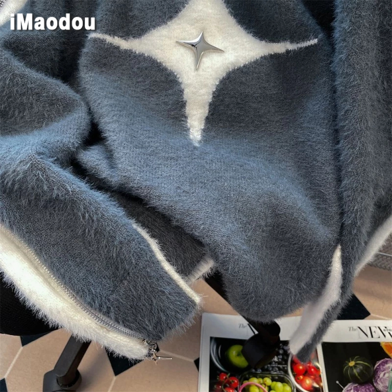 IMaodou Áo Khoác Dệt Kim Hở Vai Phối Khóa Kéo Họa Tiết Ngôi Sao Màu Sắc Tương Phản Kiểu retro Mỹ Thời Trang Thu Đông Cho Nam Và Nữ