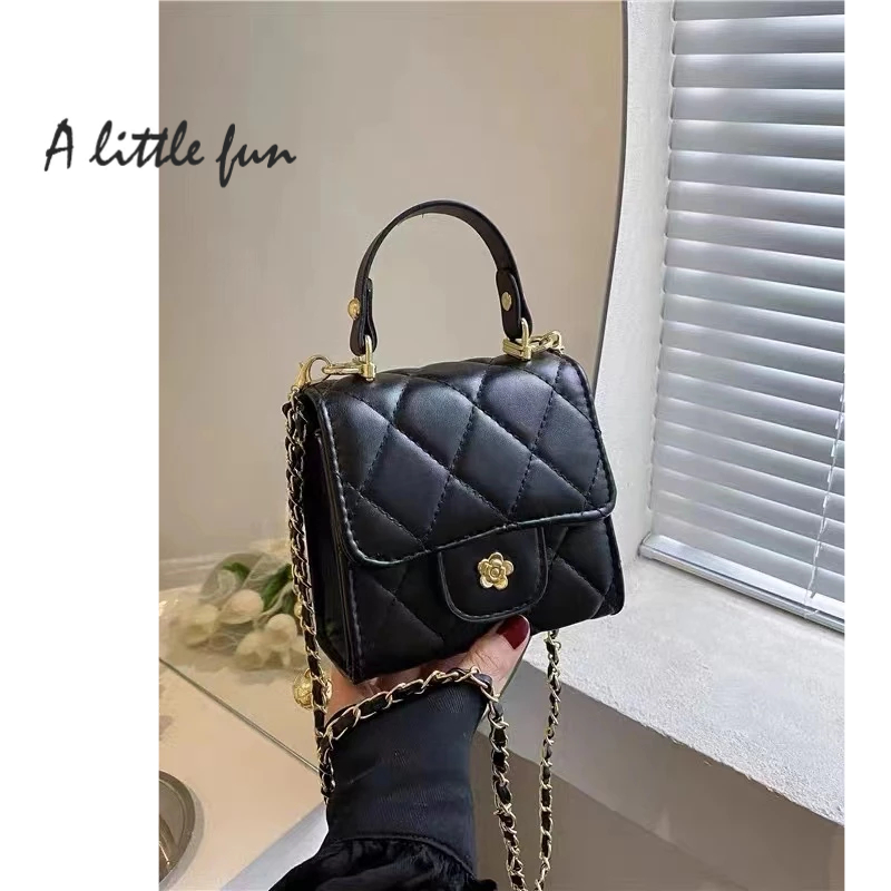 Túi đeo chéo mini dáng vuông thời trang xuân hè dành cho nữ