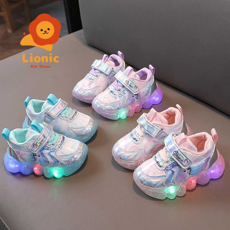 Giày Thể Thao Lưới Thoáng Khí Đế Mềm Có Đèn led Dạ Quang Thời Trang Xuân Thu Năm 2023 Cho Bé Trai Và Bé Gái