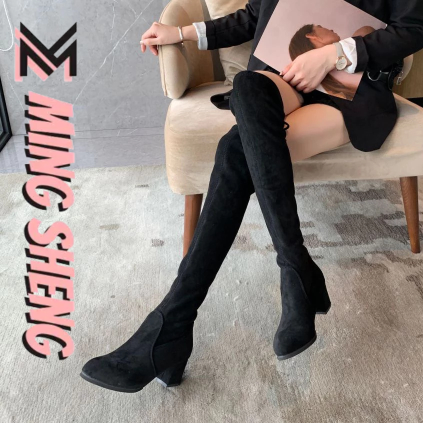 Giày Bốt Cổ Cao Qua Đầu Gối Đế Thấp Màu Đen Co Giãn Dành Cho Nữ