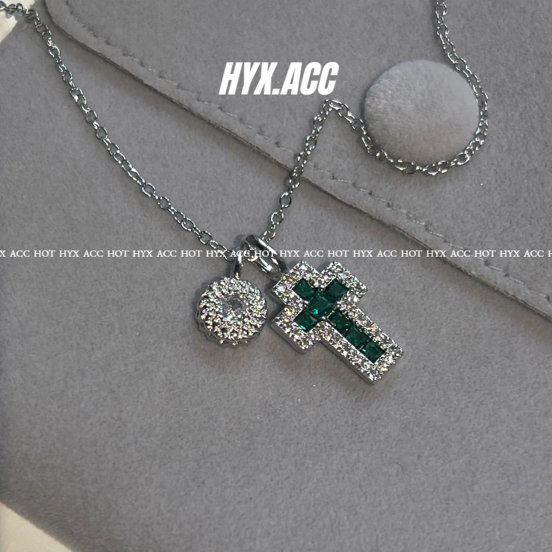 Vòng cổ nữ Retro Vòng cổ chữ thập Zircon xanh cá tính
