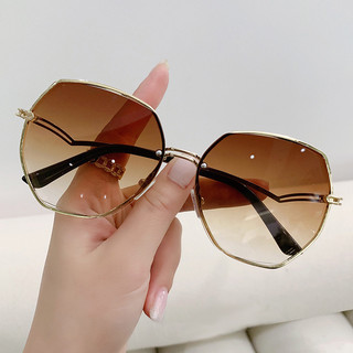Kính Mát Tròng Màu gradient Thời Trang Cho Nữ