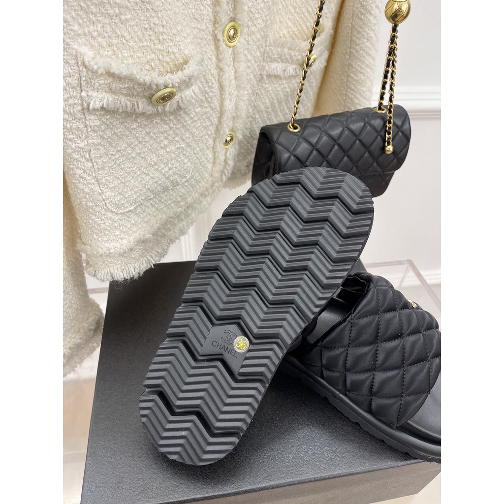 Dép bánh mì nữ da thật đính logo thời trang cao cấp Channel CN thiết kế thoải mái, mềm mại