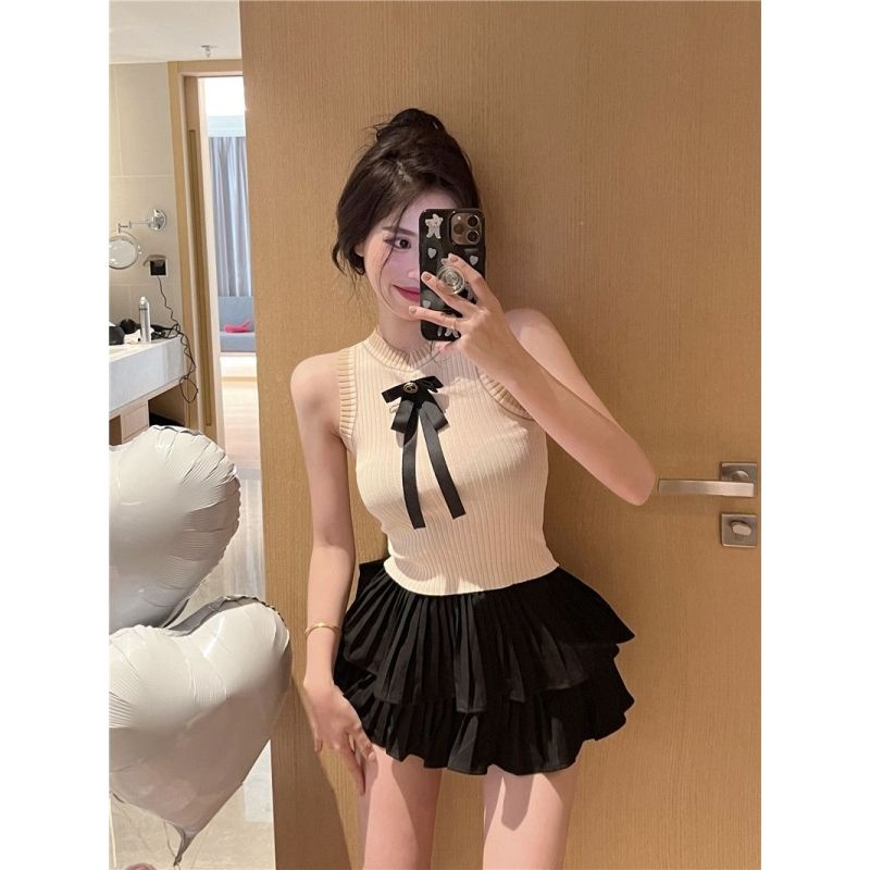 Áo Dệt Kim Sát Nách Dáng Ôm + Chân Váy Xếp Ly Màu Đen Phong Cách Pháp Thời Trang Chất Lượng Cao Cho Nữ