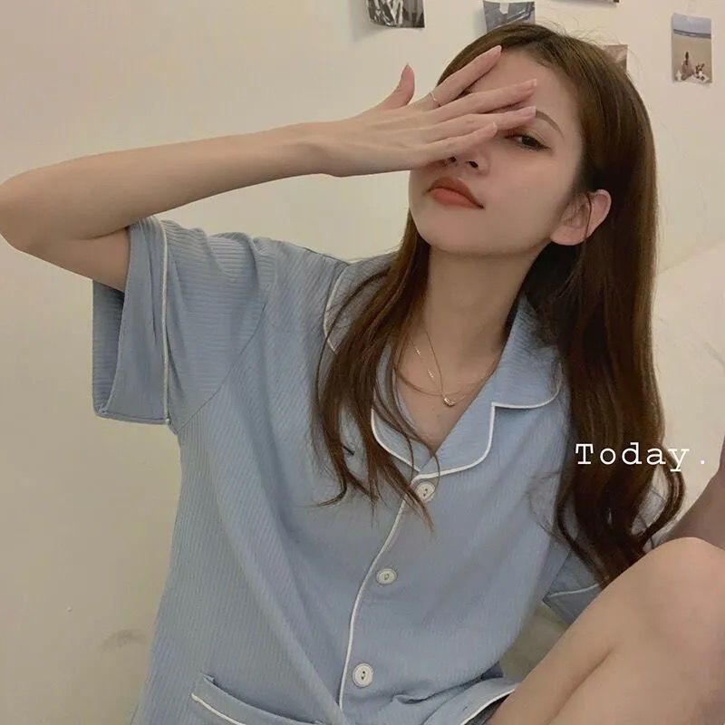 Bộ Đồ Ngủ Áo Cardigan Tay Ngắn Phối Quần Short Màu Xanh Dương Trơn Đơn Giản Thời Trang Mùa Hè Cho Nữ