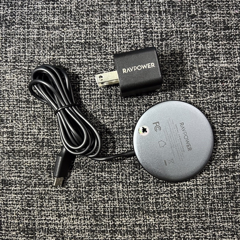 Sạc không dây Từ tính Ravpower 10W Tặng kèm củ sạc