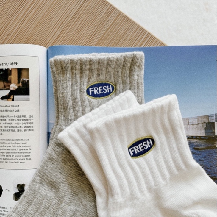 Tất nam nữ thêu FRESH đơn giản dễ phối đồ