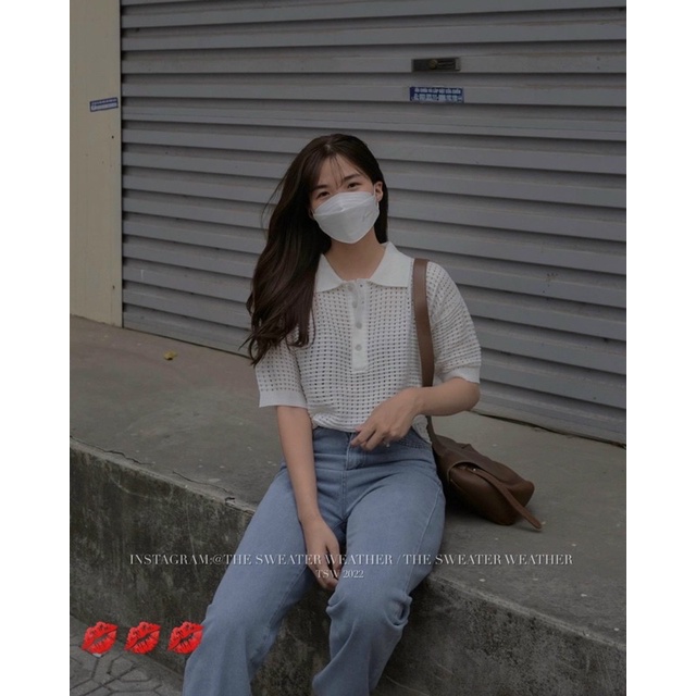 Áo len lỗ cổ đức bo gấu màu trắng duy nhất, dáng áo len polo