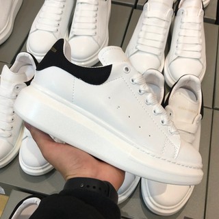 GIÀY Alexander McQueen trắng gót đen FULL BOX