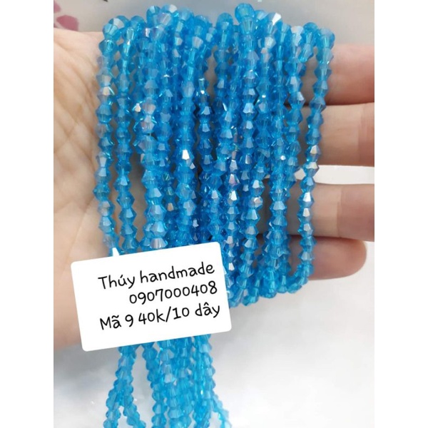 Hạt pha lê kết áo