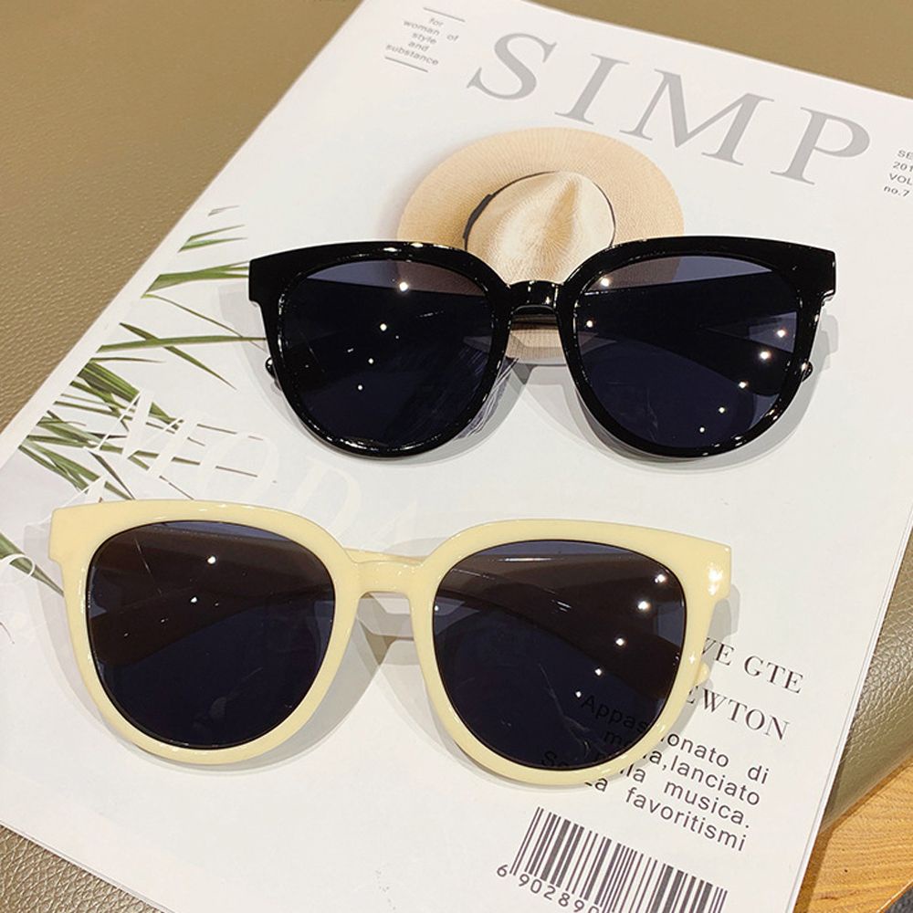 Mắt kính gọng tròn chống tia UV màu hồng thời trang dành cho nữ