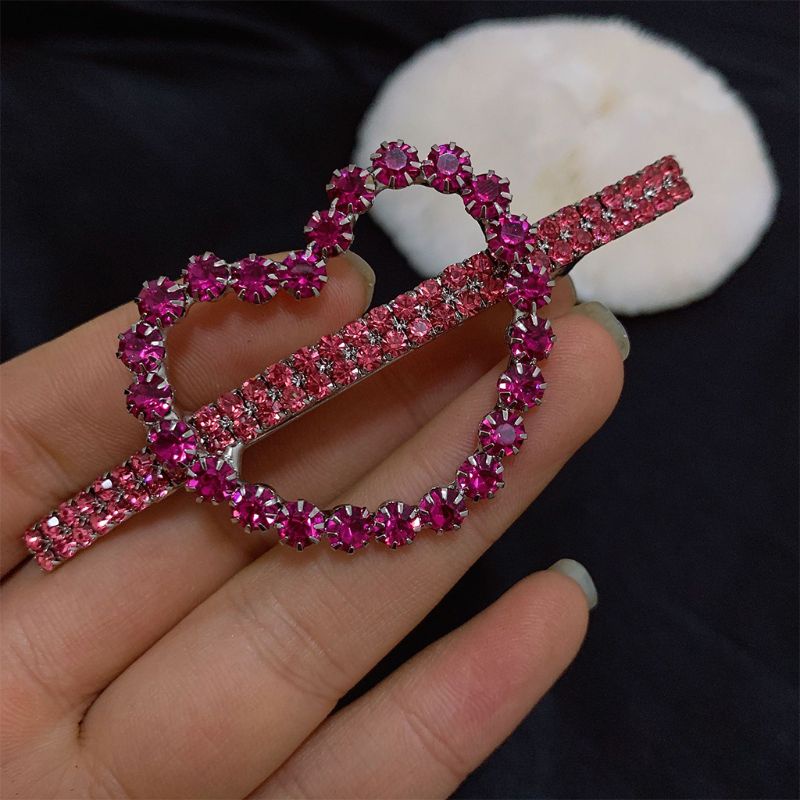 Kẹp Tóc Đính Đá Hình Trái Tim Ngọt Ngào Cho Cô Dâu