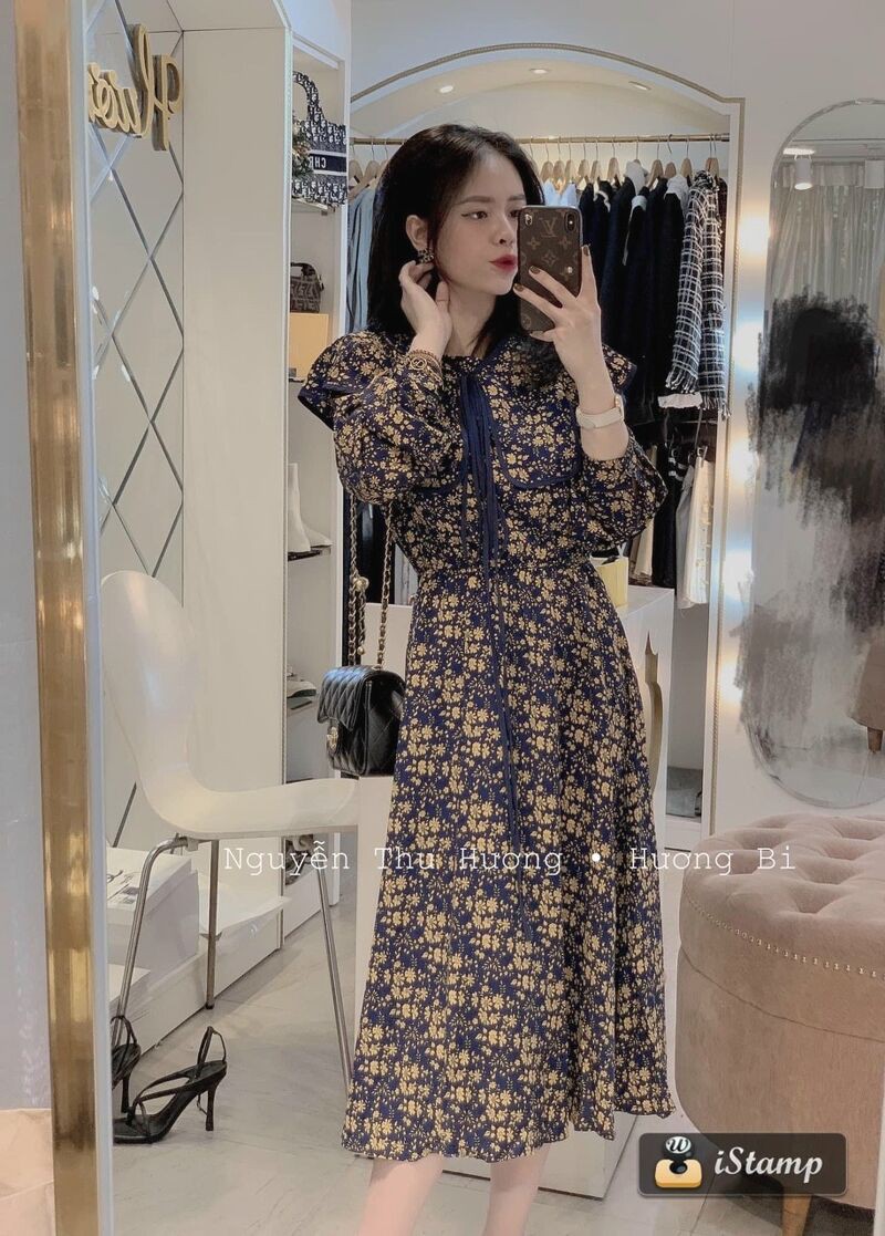 Váy hoa cổ sen rời hàng đẹp | BigBuy360 - bigbuy360.vn