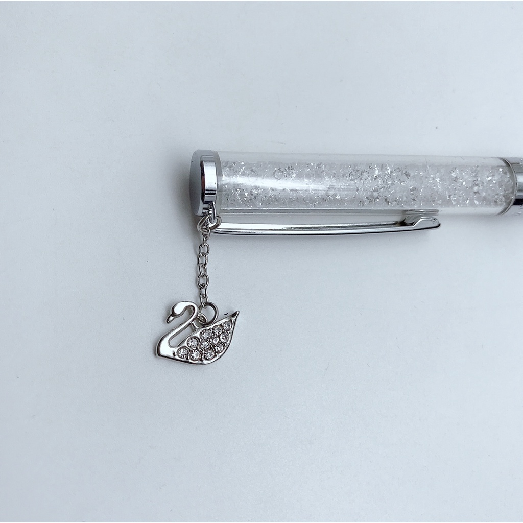 Bút bi đính đá Swarovski thích hợp làm quà tặng cho học sinh