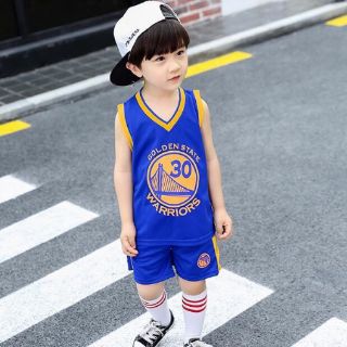 Bộ ba lỗ thể thao