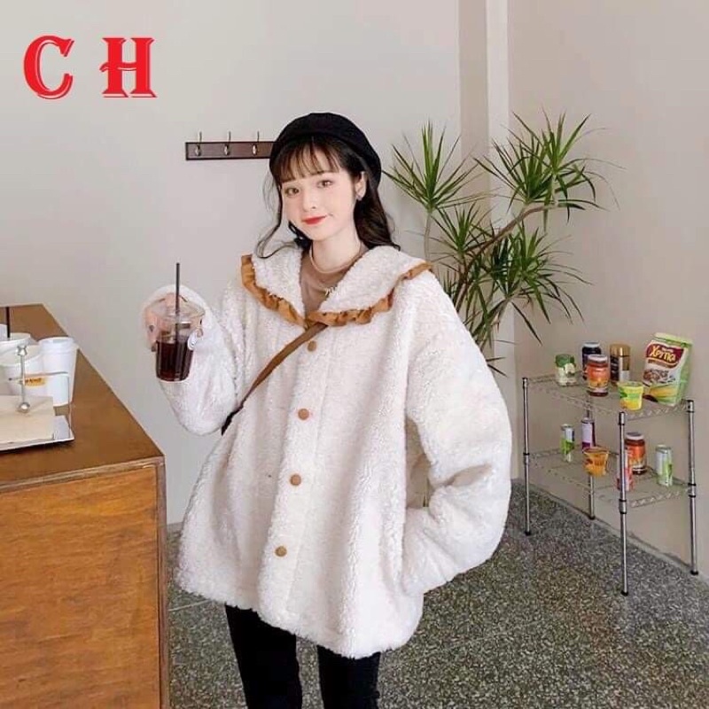 áo khoác lông cài cúc cổ bèo sen màu nude be