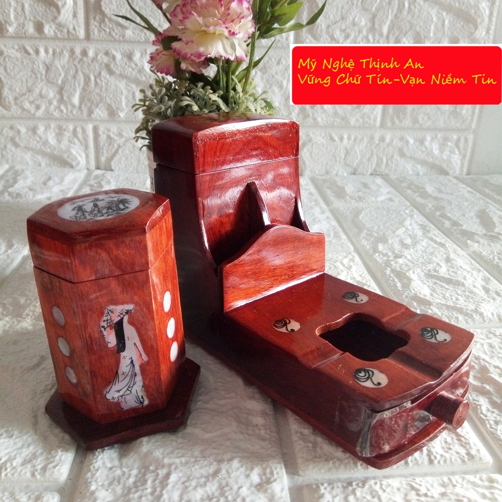 Gạt tàn có ngăn chứa bao thuốc gỗ hương đỏ kèm ống tăm CGT01