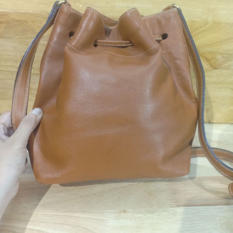 Túi bucket da thật secondhand  041212