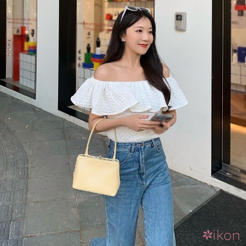 Áo Croptop Trễ Vai Tay Ngắn Màu Sắc Thanh Lịch