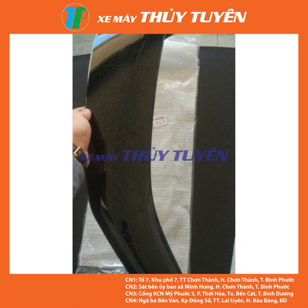 Yếm ngoài - bửng ngoài đen bóng Sirius chính hãng Yamaha Dàn áo si