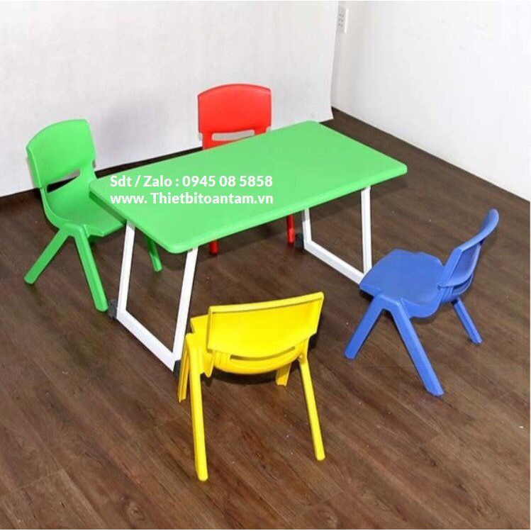 COMBO 1 bàn chân gấp + 2 ghế cho bé