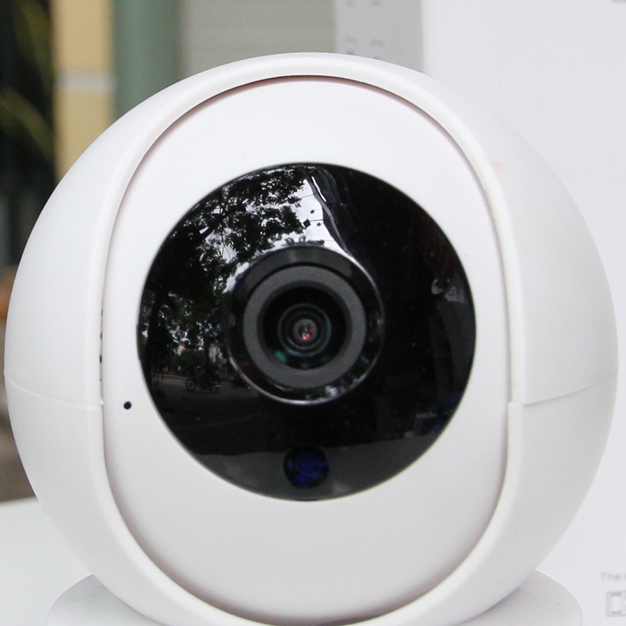 Camera Wifi CareCam 2.0Mpx YH200- 32GB, 1080 FULLHD XoayTheo Chuyển Động Đàm Thoại 2 Chiều
