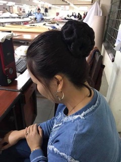 Búi hoa ( kẹp búi tóc giả)