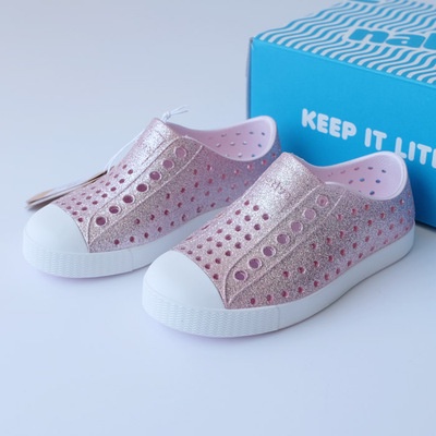 Giày Native kim tuyến loại A NA07 trang điểm thích hợp cho bé gái+free 2 cài dép+ dây giày tự chọn-ph