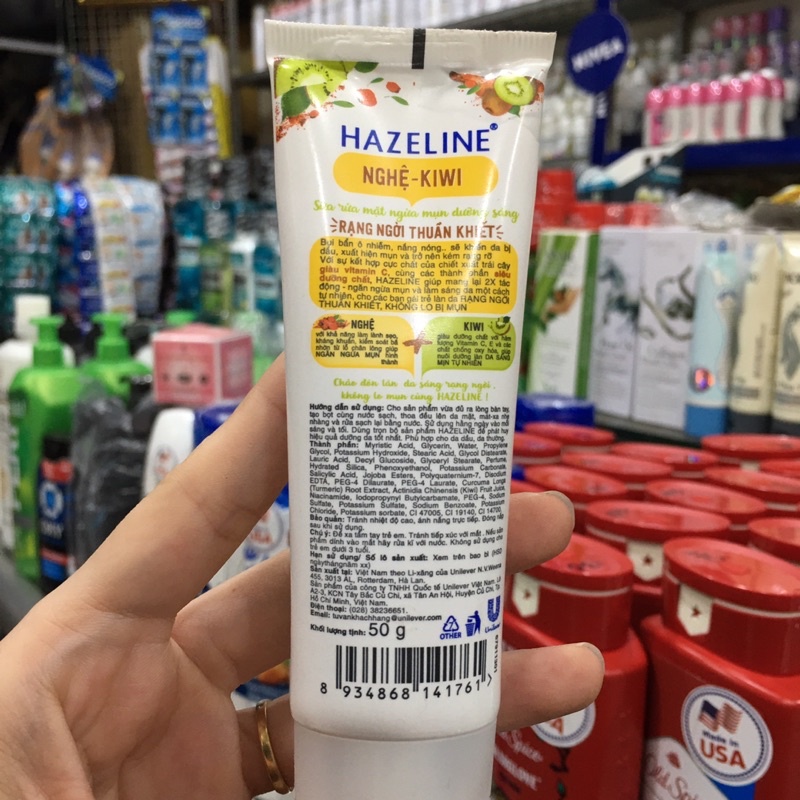Sữa Rửa Mặt Sáng Da Hazeline Kiwi Nghệ 50g