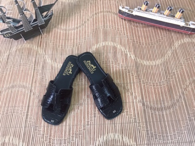 HM Hot hit về hàng