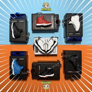 MÓC KHOÁ GIÀY SNEAKER 3D JORDAN 11s - JORDAN 4s (có nhiều đồ hơn trong ảnh)