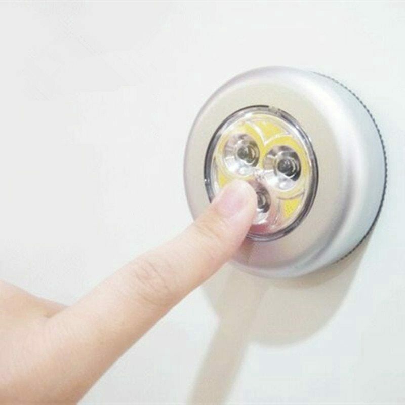 Đèn Led Cảm Ứng Không Dây 4 Màu