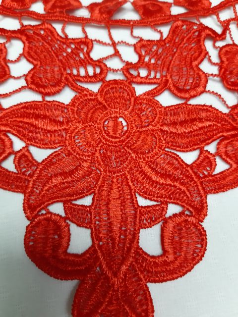 Cổ áo thêu nổi đẹp