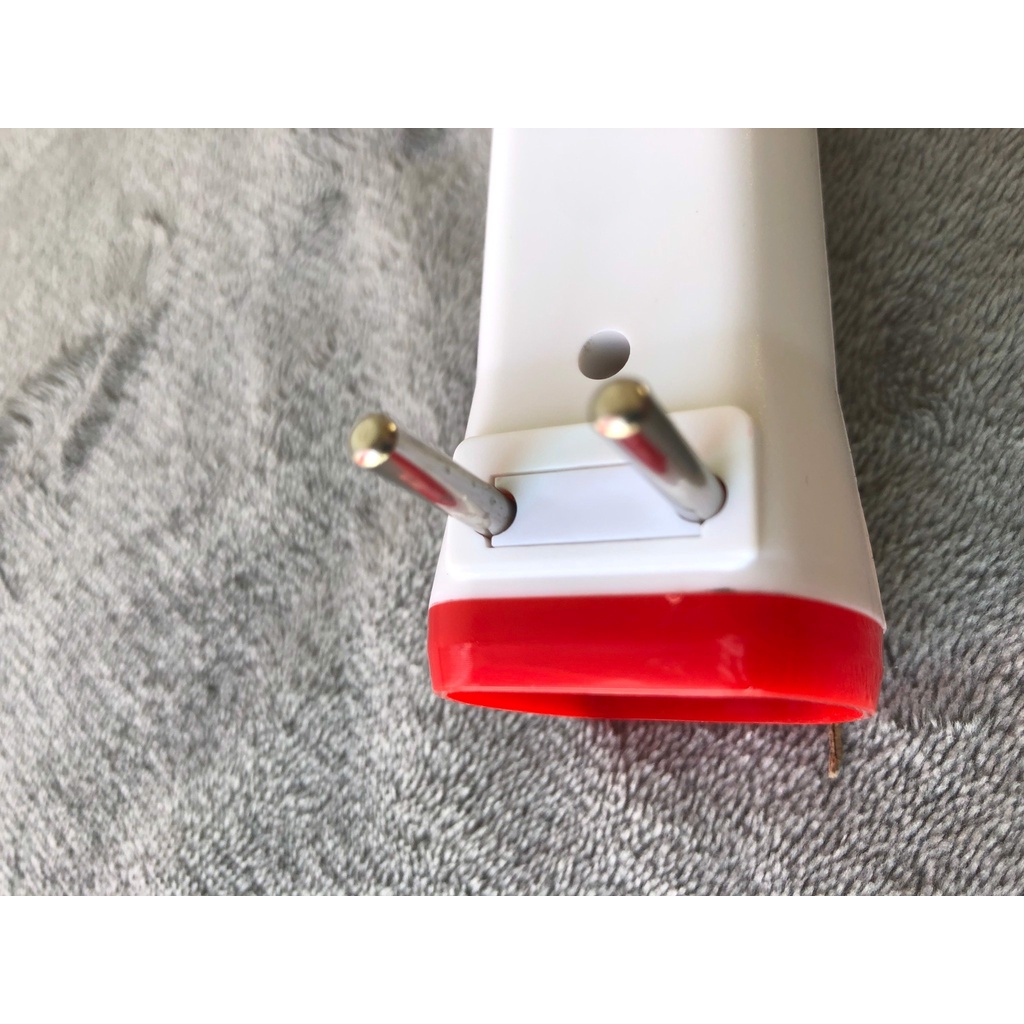 Vợt Muỗi cao cấp Điện Quang với thiết kế chắc chắn, cứng cáp bền bỉ theo thời gian hàng Việt Nam chất lượng cao