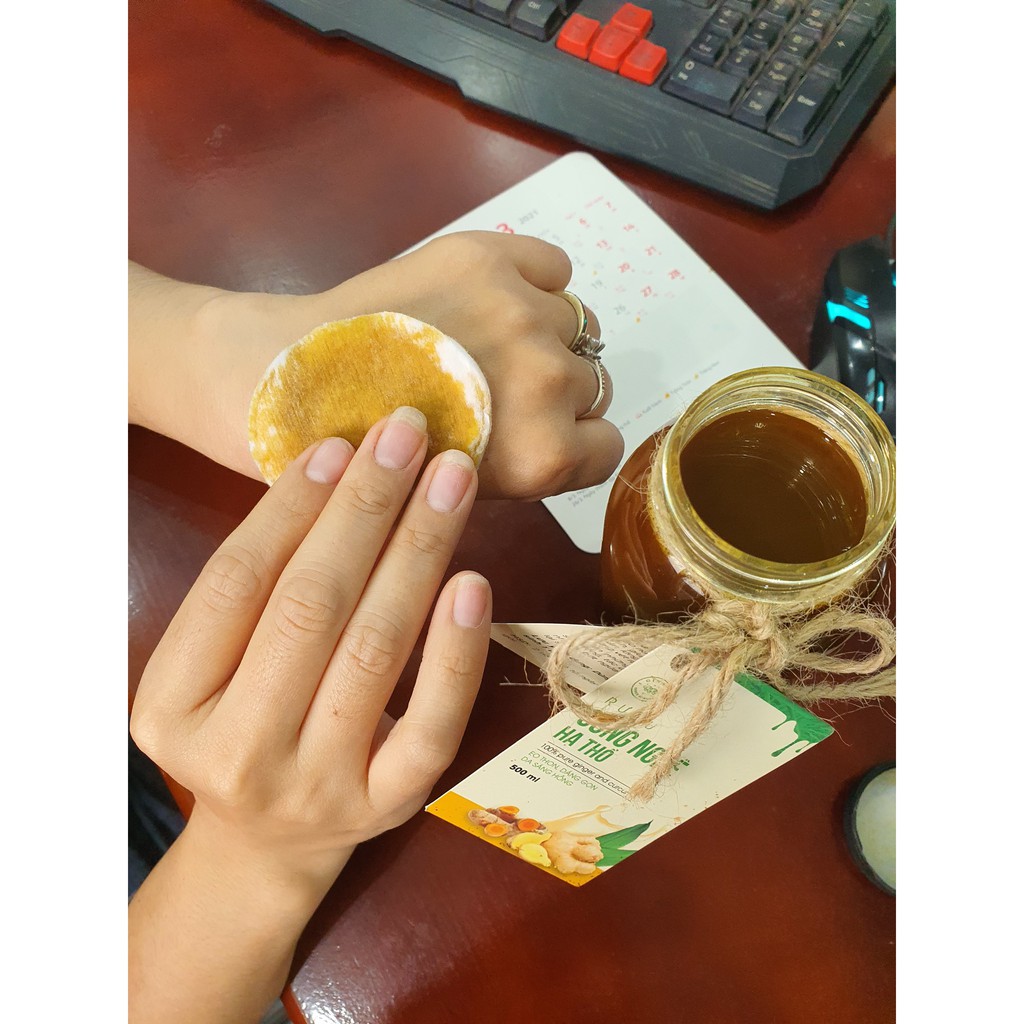 Cốt gừng nghệ hạ thổ xoa bóp cho mẹ sau sinh 500ml | BigBuy360 - bigbuy360.vn