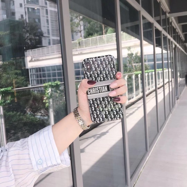 Ốp dẻo bóng thương hiệu