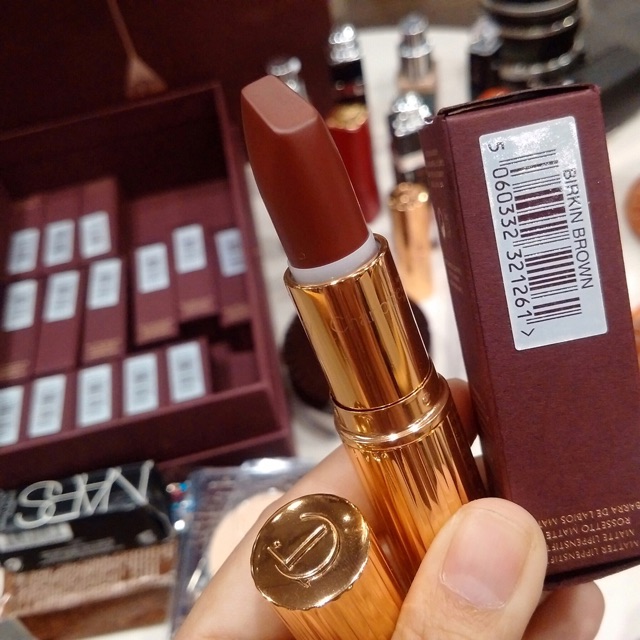 🌸Son Charlotte Tibury🌸