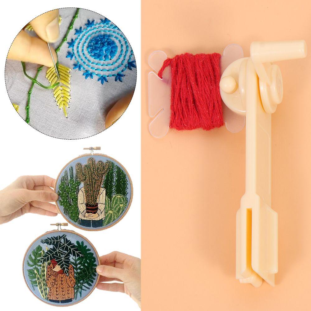 Hộp Nhựa Đựng Dụng Cụ Thêu Chữ Thập Tiện Dụng
