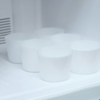 LY LÀM ĐÁ BẰNG NHỰA CAO CẤP