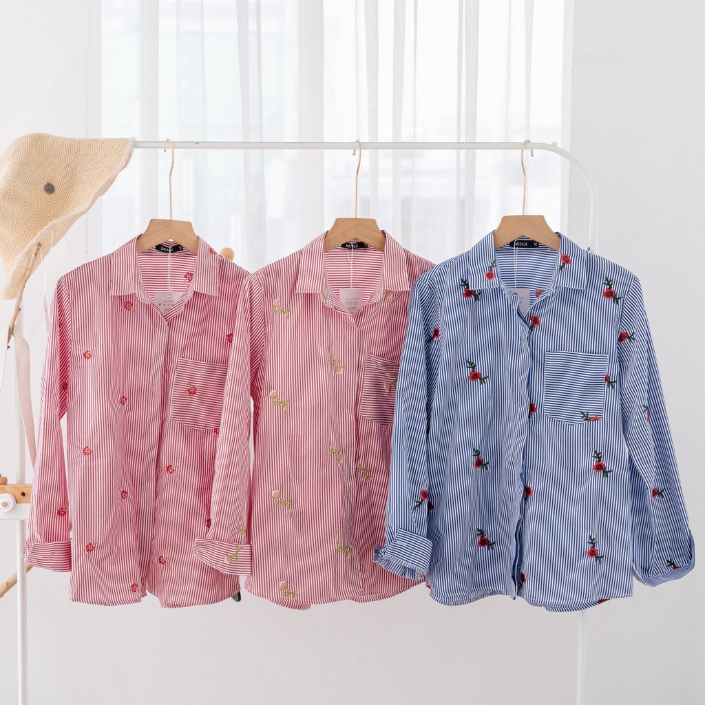 MINX - Áo Flower Embroi Strip Shirt