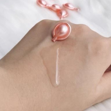 Viên nang hồng bóng chứa Tinh chất làm Sáng Da Cải thiện làn da xỉn màu thô ráp